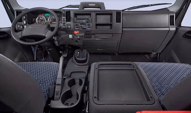 2025 Isuzu NRR Crew Cab (N-Series Diesel) - Image 5